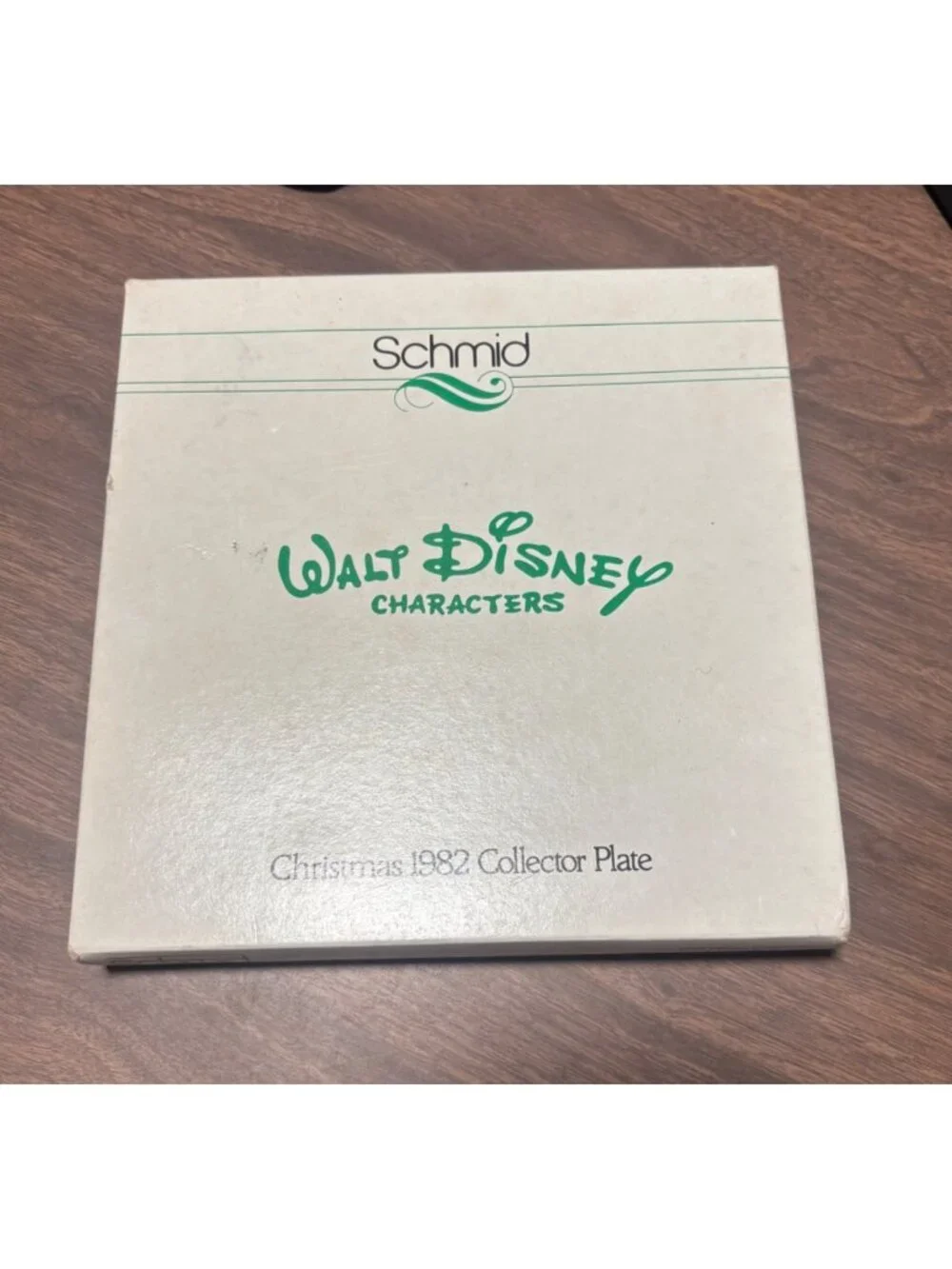 Schmid Walt Disney 1982 Christmas Collector Plate w/ Box Christmas Games